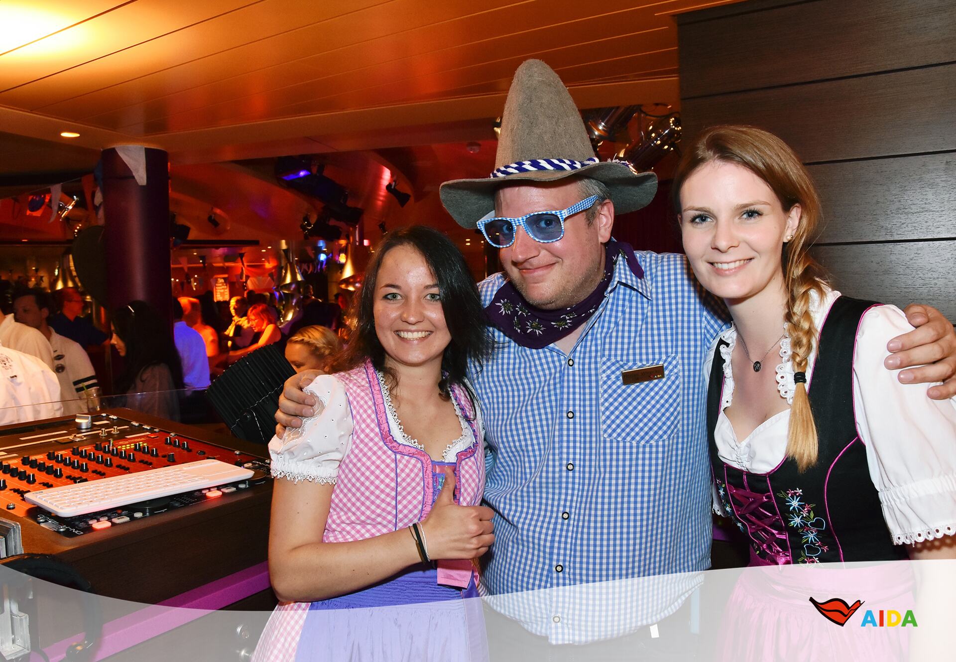 DJ Florian Wiepcke bei einem Oktoberfest